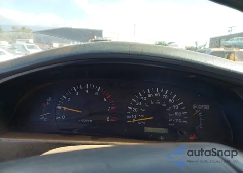 2000 Toyota Tacoma из США, поврежденный, VIN 5TEPM62N0YZ700028